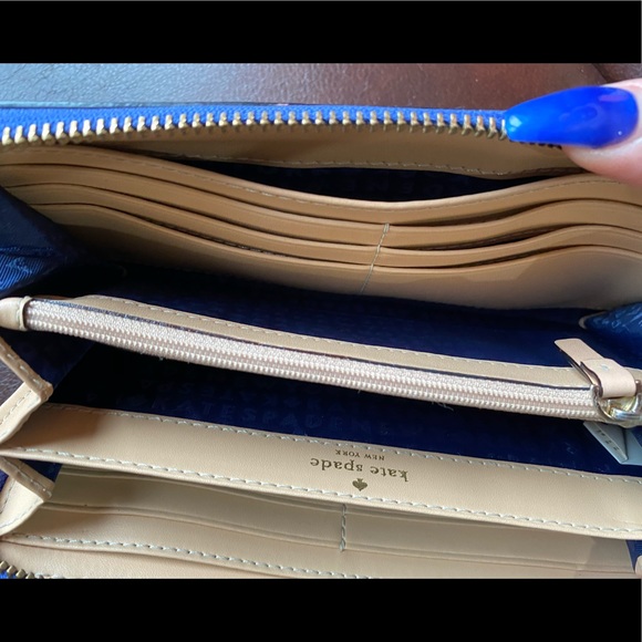 Kate Spade Wallet - Picture 3 of 3